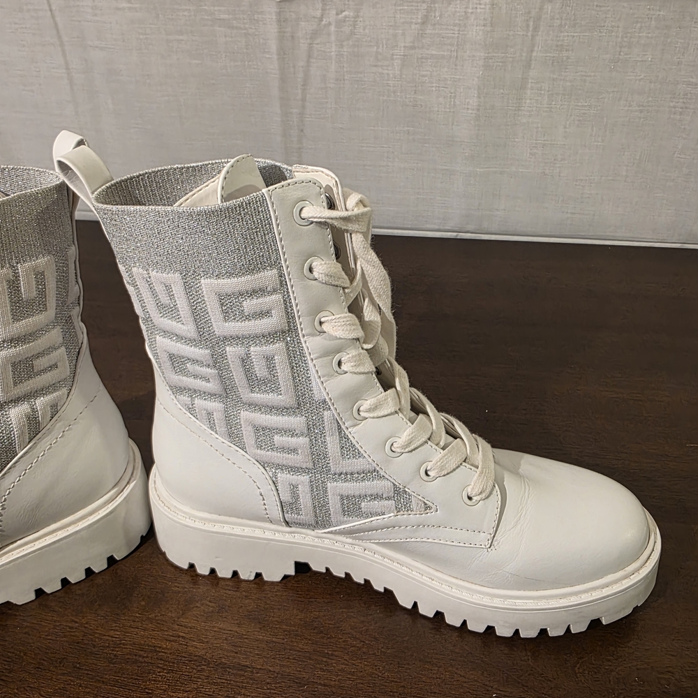 Guess "Gwolina" Combat, Moto, Platform White Monogram Statement Boots Sz 8.5 - Picture 9 of 12